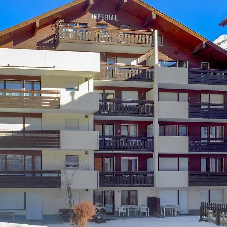 Imperial-10 By Interhome