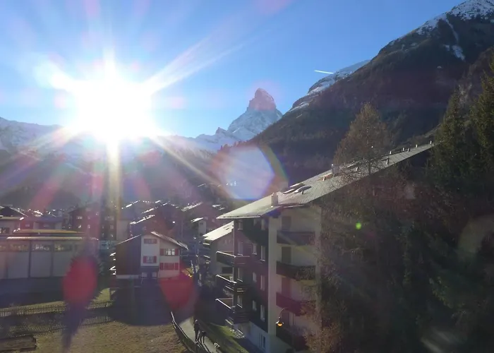 Imperial-10 By Interhome *